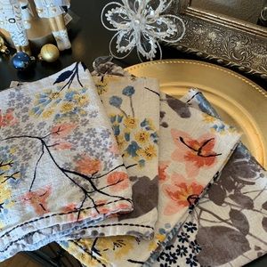 NWOT - Kitchen/Dining Cloth Napkins